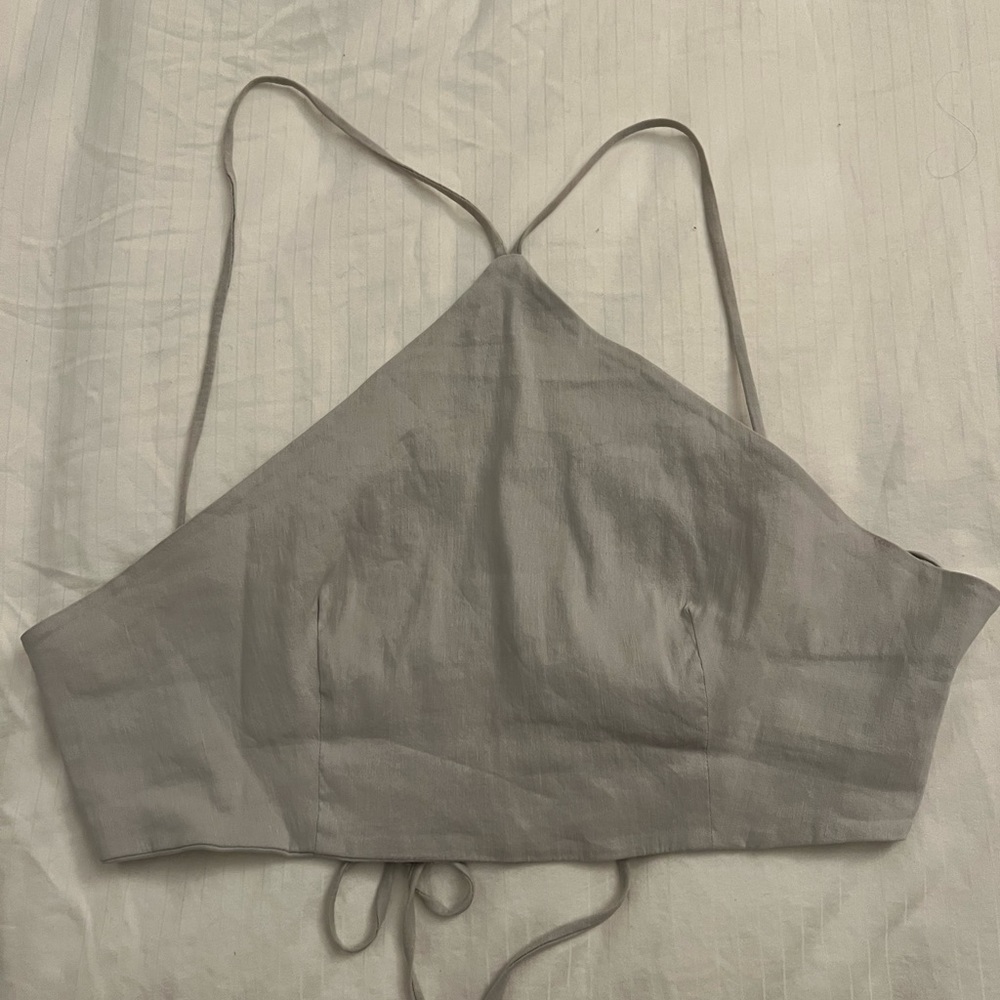 MOVING SALE - Avail until 04/10 - Zara Crop Top